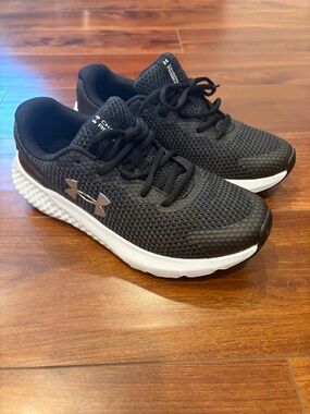 Under Armour Charged Rogue 3 Women’s Running Shoes Size 7.5 Black